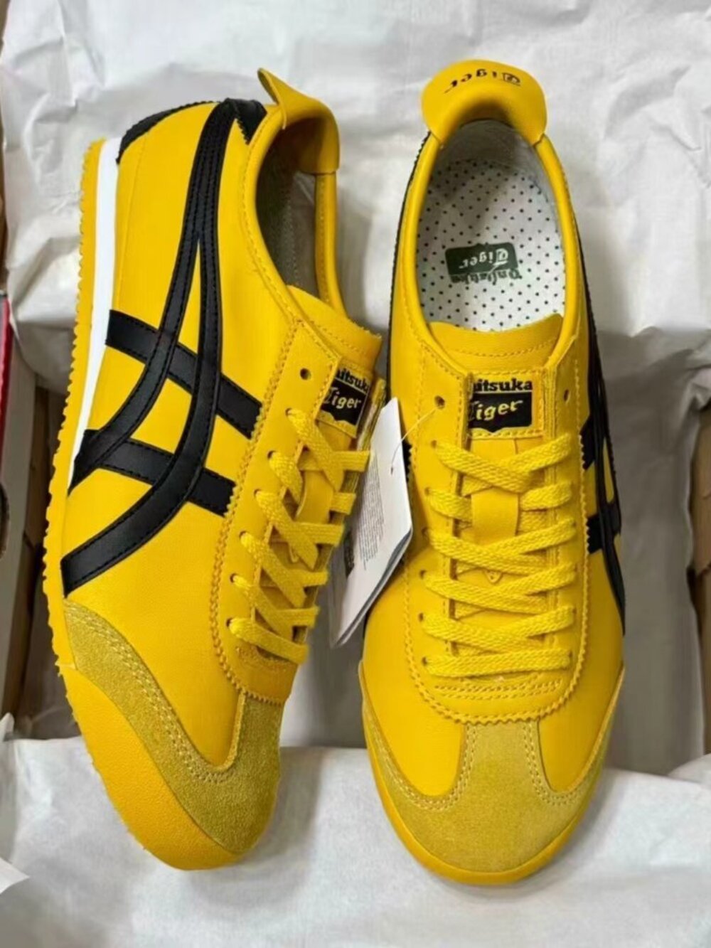 Onitsuka Tiger Mexico 66 Yellow Black Leather Sneakers